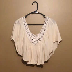 Beautiful Flow Cropped Shirt